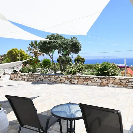 Dryades Family Πανδοχείο 3*