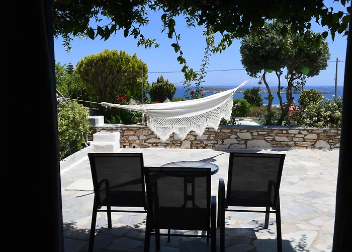 Dryades Family 여관